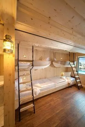 Family Oda (Kapitäns-Kabine)