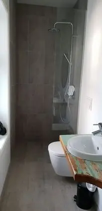 Deluxe Tek Büyük Yataklı Oda, Özel Banyo