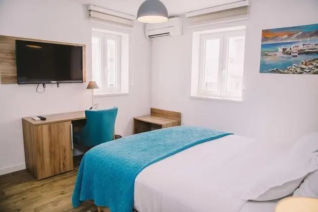 Deluxe double room, City view (2nd floor)