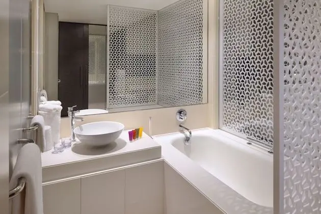 Junior Süit, 1 En Büyük (King) Boy Yatak, Balkon, Şehir Manzaralı