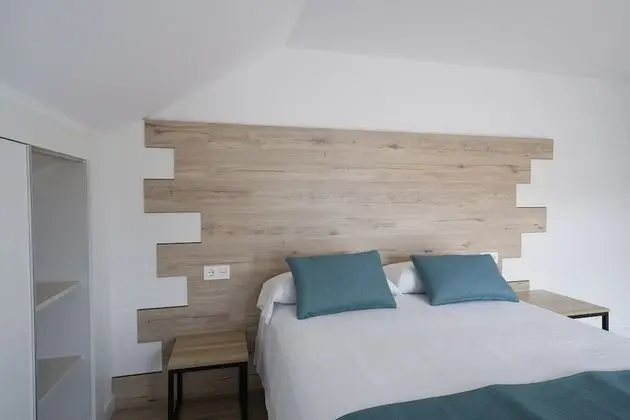 Tek Büyük Yataklı Oda (Attic)