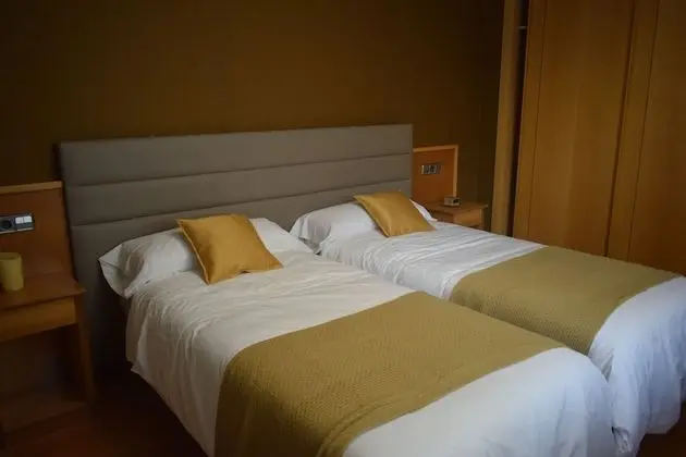 Family Oda, Avlu Manzaralı