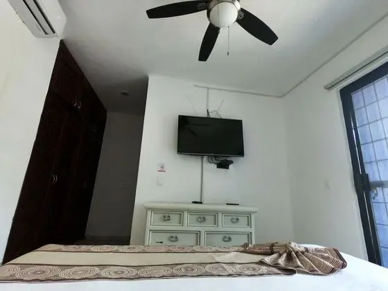 One Bedroom Apartment