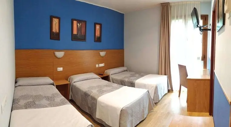 Standard Üç Kişilik Oda