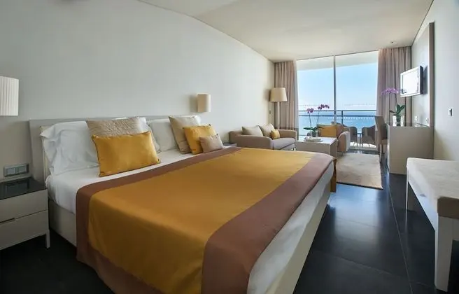 Premium Tek Büyük Yataklı Oda, Okyanus Manzaralı (2 Adults)