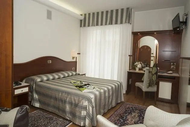 Superior Tek Büyük Yataklı Oda, Manzaralı