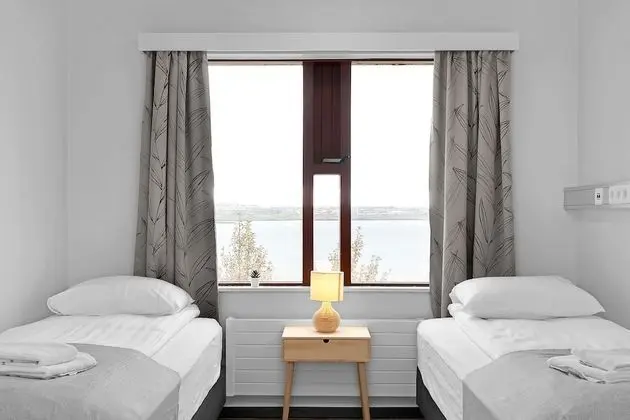 Basic Tek Büyük veya İki Ayrı Yataklı Oda