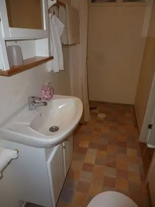 Tek Büyük Yataklı Oda, Balkon, Bahçe Manzaralı