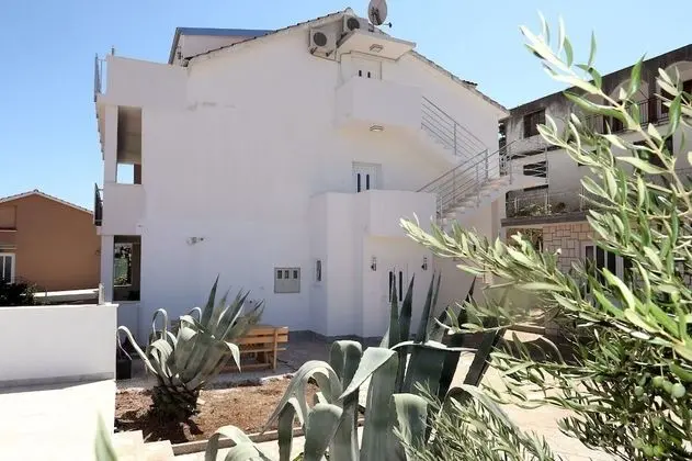 Apart Daire (Vidosava - 100m from sea - A3(4))