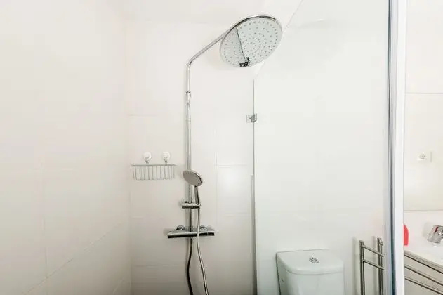 Apart Daire, Banyolu/Duşlu