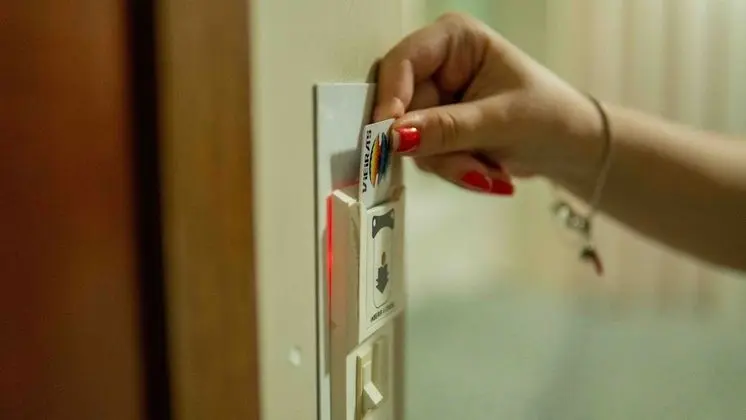 Üç Kişilik Oda (1 cama de casal e 1 cama solteiro)