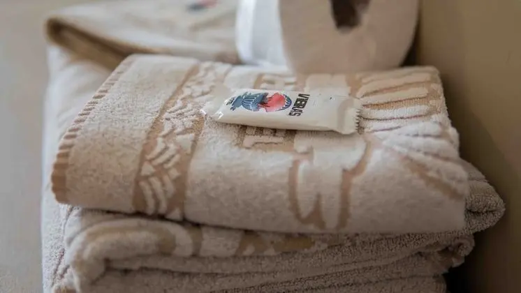 Üç Kişilik Oda (1 cama de casal e 1 cama solteiro)