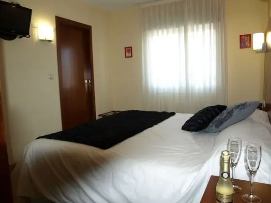 Tek Büyük Yataklı Oda, Dağ Manzaralı