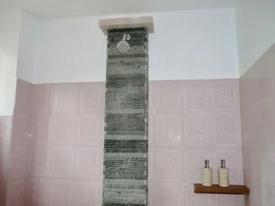 Tek Büyük veya İki Ayrı Yataklı Oda, Okyanus Manzaralı