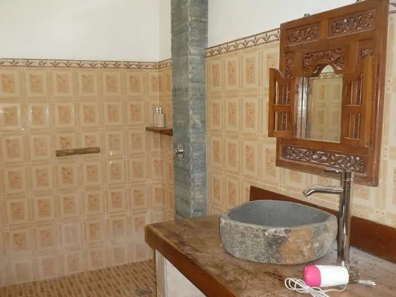 Tek Büyük veya İki Ayrı Yataklı Oda, Okyanus Manzaralı