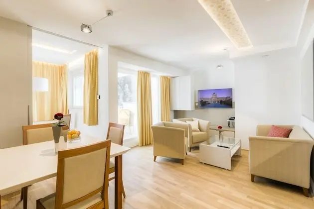 Standard 1 Bedroom Apartment