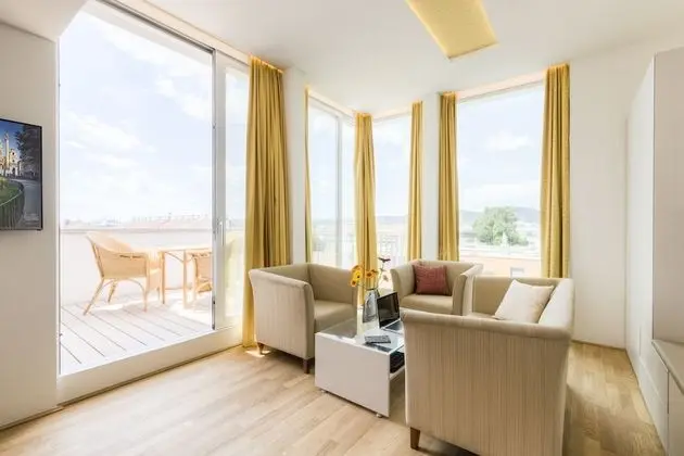 Standard 1 Bedroom Apartment