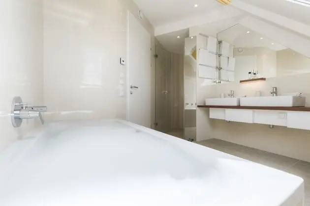 Standard 1 Bedroom Apartment
