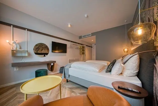 King Room