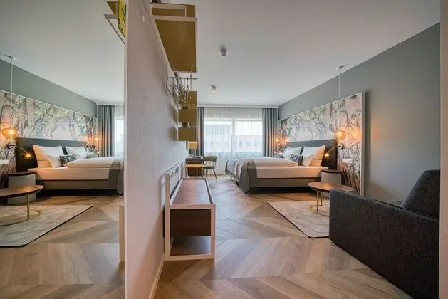 Superior King Room