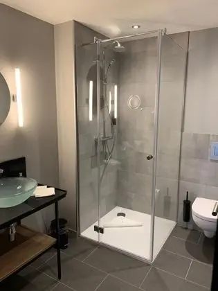 Oda, 2 Tek Kişilik Yatak, Business Dinlenme Salonu Kullanımı (Lounge)