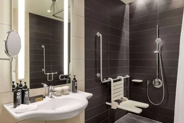 Accessible King Room