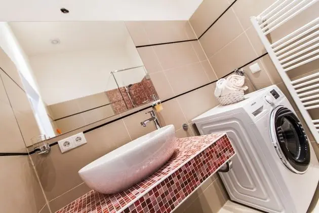 Apart Daire, 2 Yatak Odası (with garage)