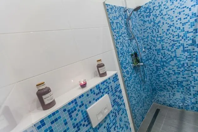 Family Apart Daire, 2 Yatak Odası (with garage)