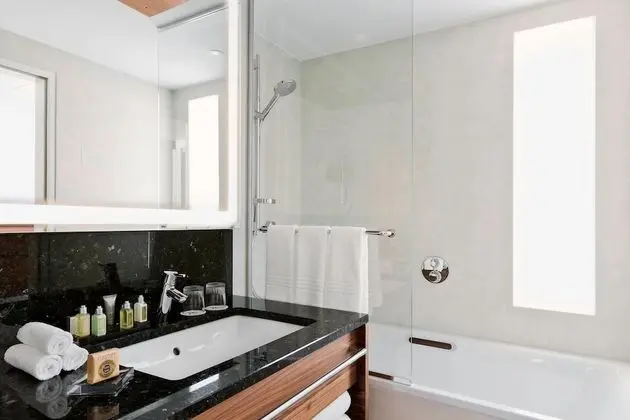 Executive Oda, 1 En Büyük (King) Boy Yatak, Sigara İçilmez (M Club Lounge Access)