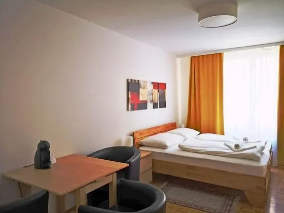 Stüdyo, Şehir Manzaralı