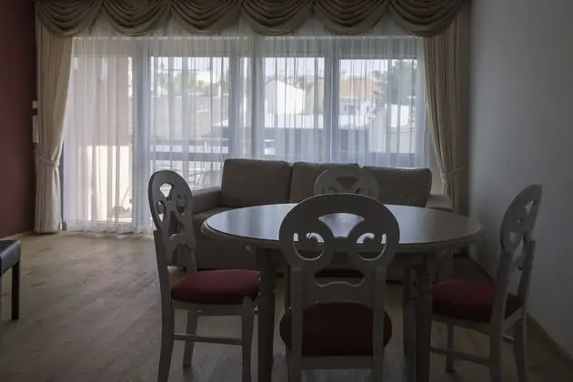 Apart Daire, Bahçe Manzaralı