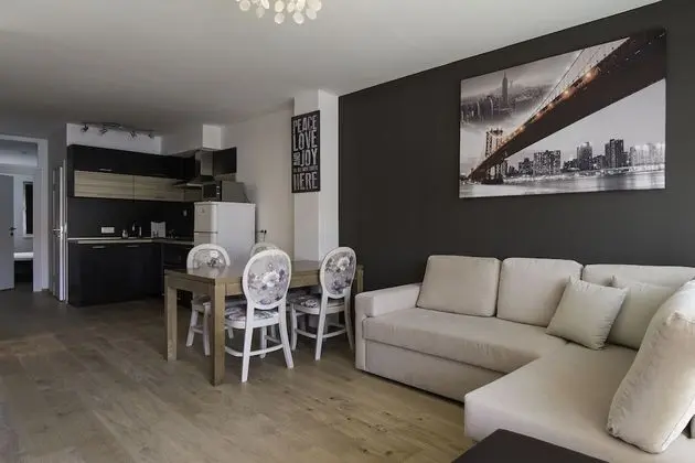 Apart Daire, Bahçe Manzaralı