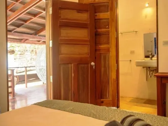 Deluxe Oda (AC, Ensuite)