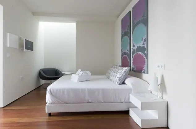 Tek Büyük Yataklı Oda (First Floor)