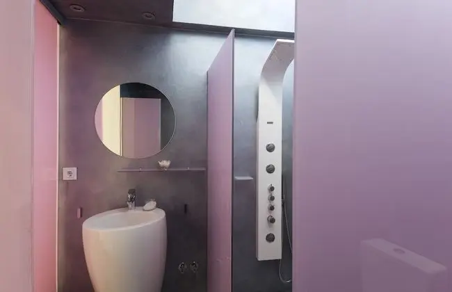 Tek Büyük Yataklı Oda (First Floor)