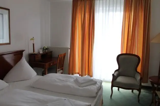 Comfort Büyük Yataklı Tek Kişilik Oda