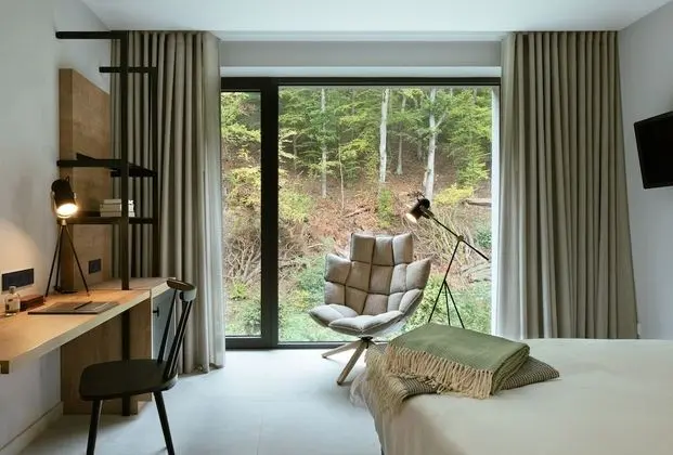 Design Tek Büyük Yataklı Oda