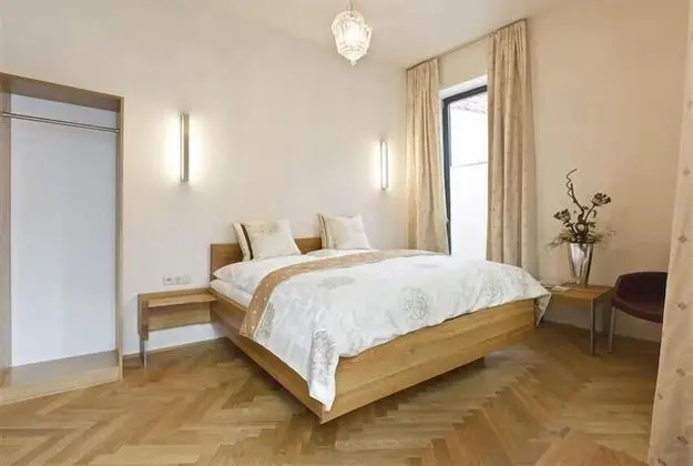 Deluxe Oda, 1 En Büyük (King) Boy Yatak, Sigara İçilmez