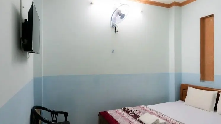Tek Büyük Yataklı Oda