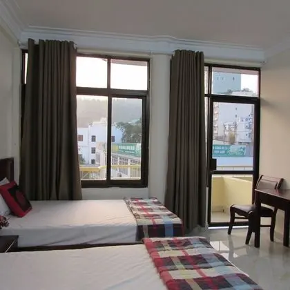 Deluxe Tek Büyük veya İki Ayrı Yataklı Oda