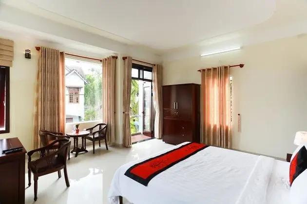 Senior Oda, Balkon