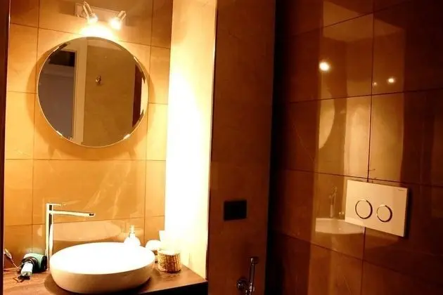 Comfort Tek Büyük Yataklı Oda, Ortak Banyo