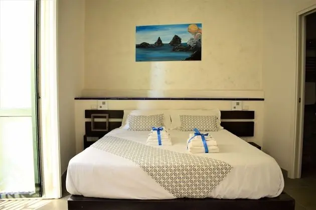 Exclusive Tek Büyük Yataklı Oda