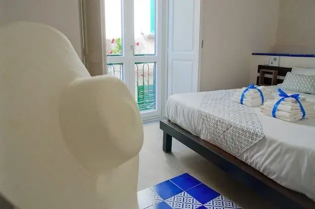 Exclusive Tek Büyük Yataklı Oda