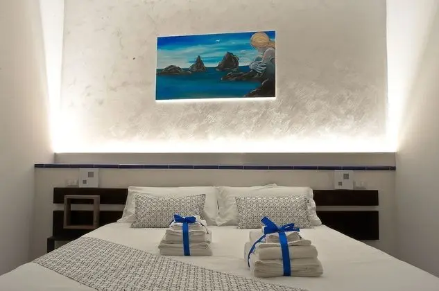 Exclusive Tek Büyük Yataklı Oda