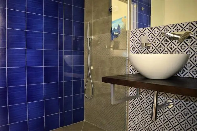 Exclusive Tek Büyük Yataklı Oda