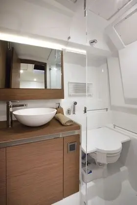 Kulübe (Yacht - 2 Cabins)