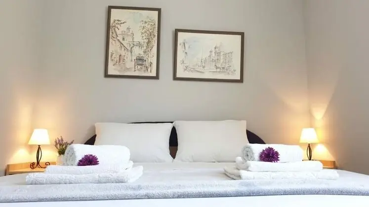 Apart Daire (The View - close to the beach & parki)