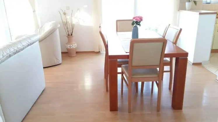 Apart Daire (The View - close to the beach & parki)