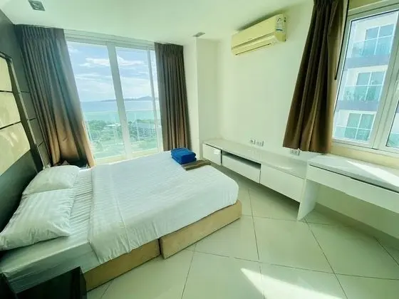 One Bedroom Apartment